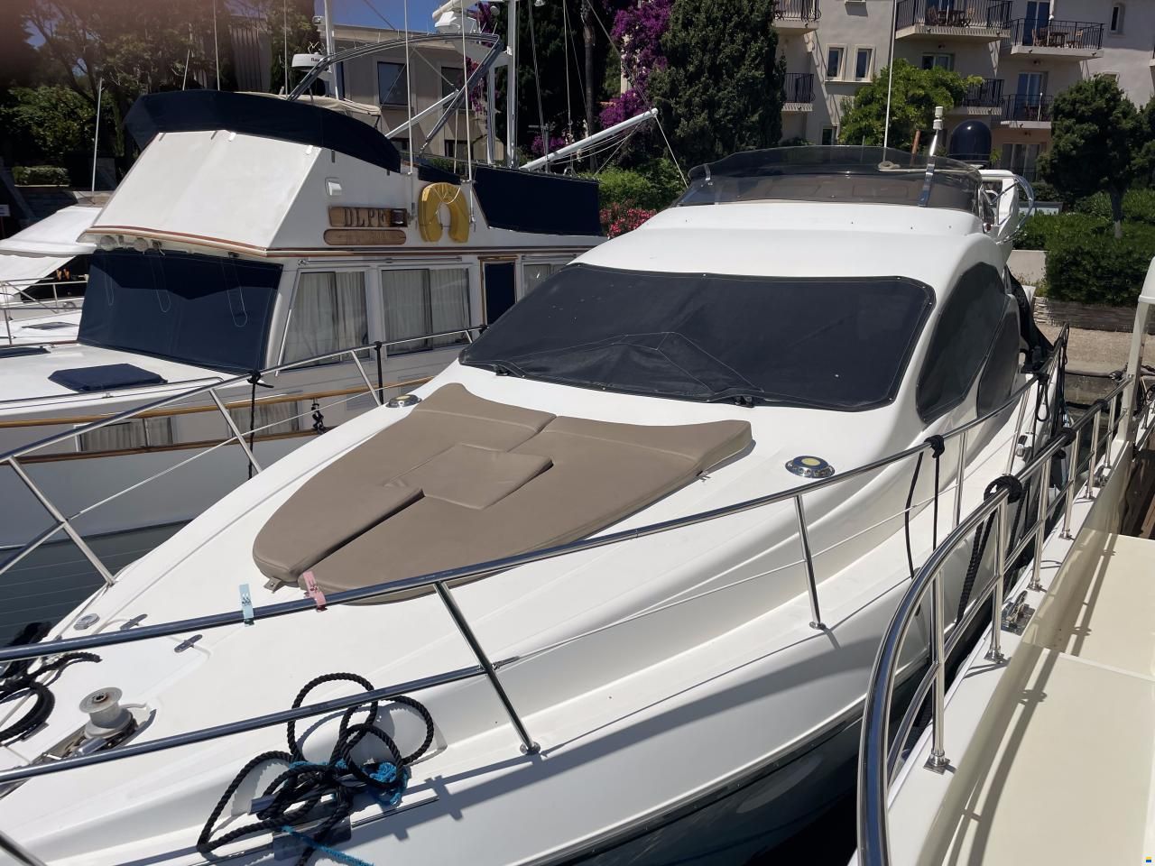 Azimut 42 flybridge