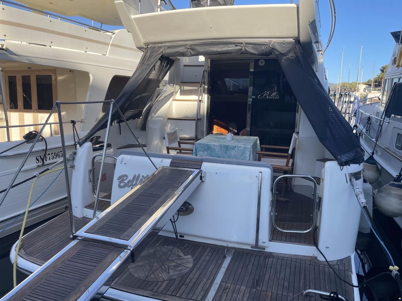 Azimut 42 flybridge