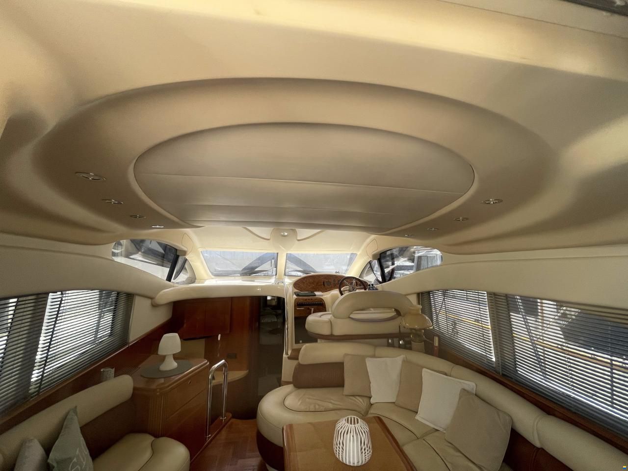Azimut 42 flybridge