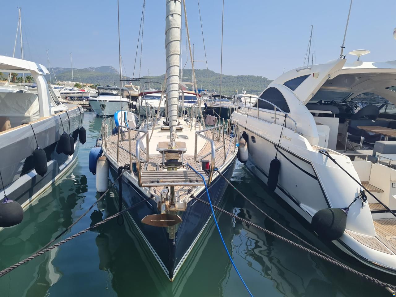 Beneteau First 435