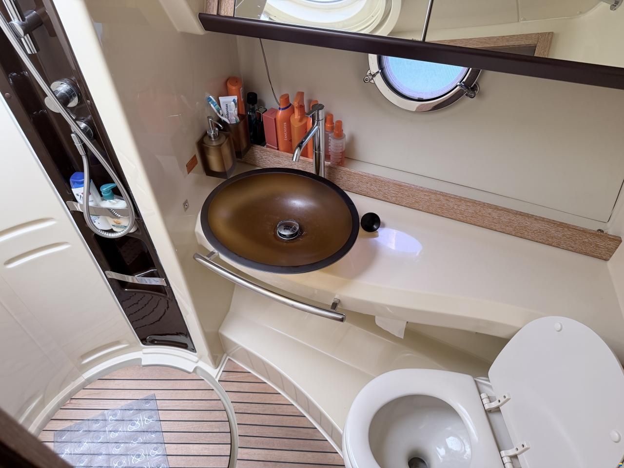 Azimut 40