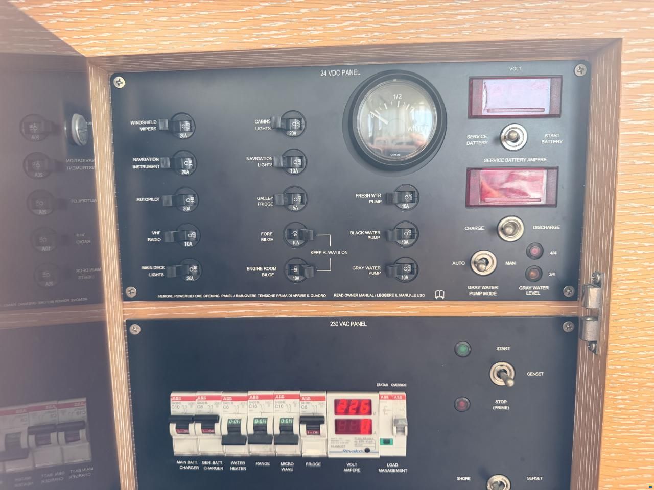 Azimut 40