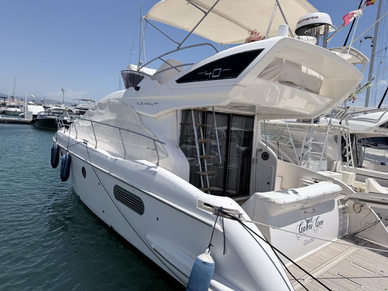 Azimut 40