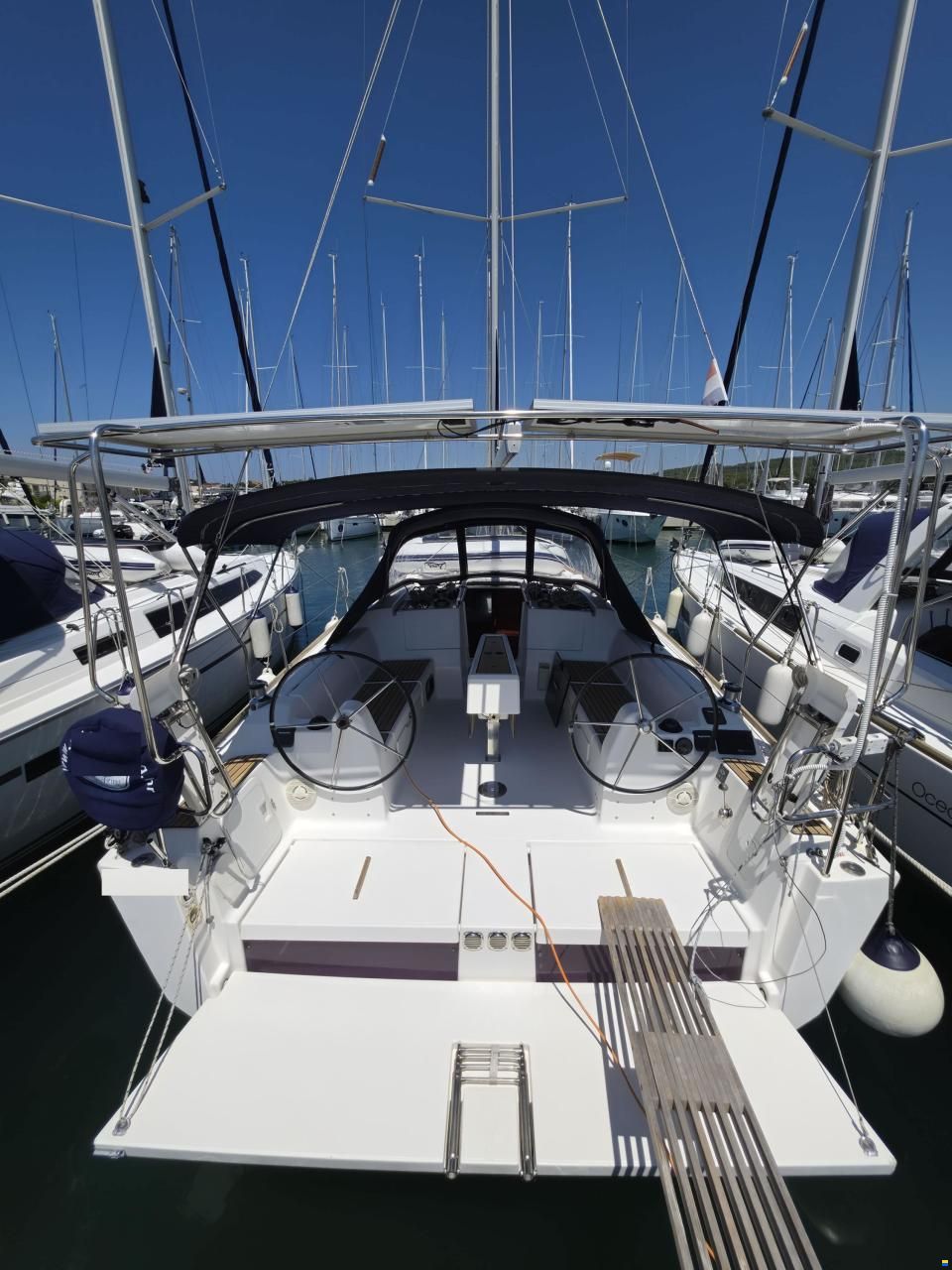 Dufour 382 GRAND LARGE