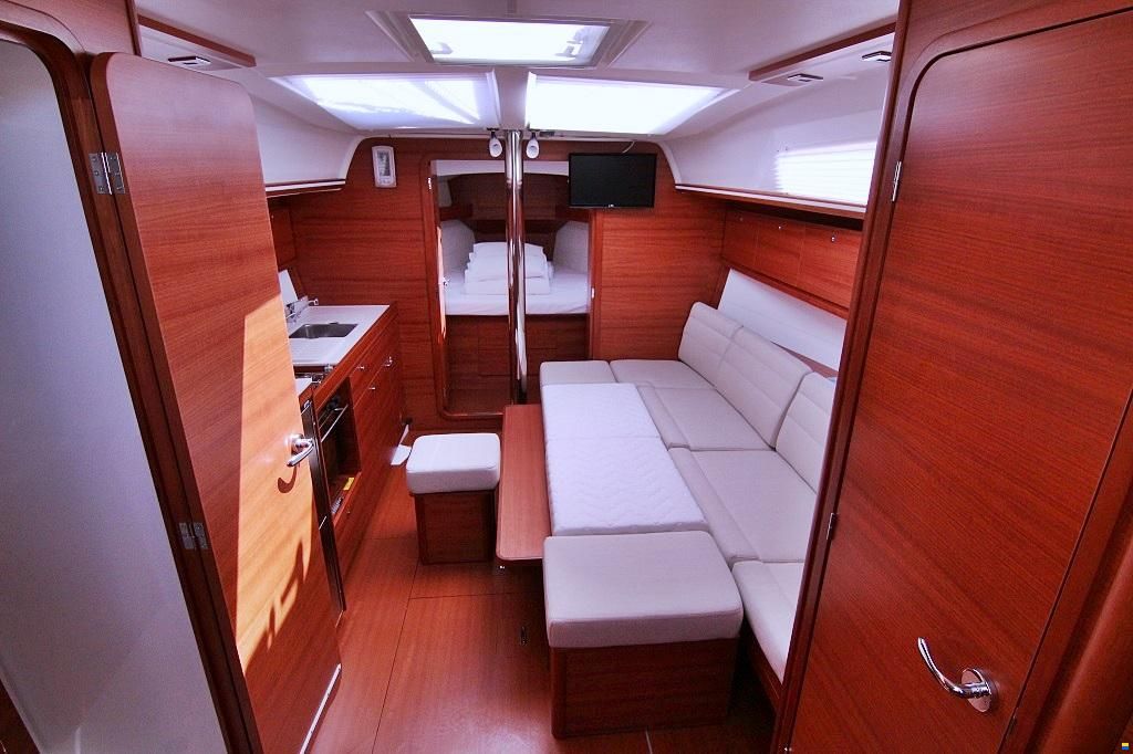 Dufour 382 GRAND LARGE
