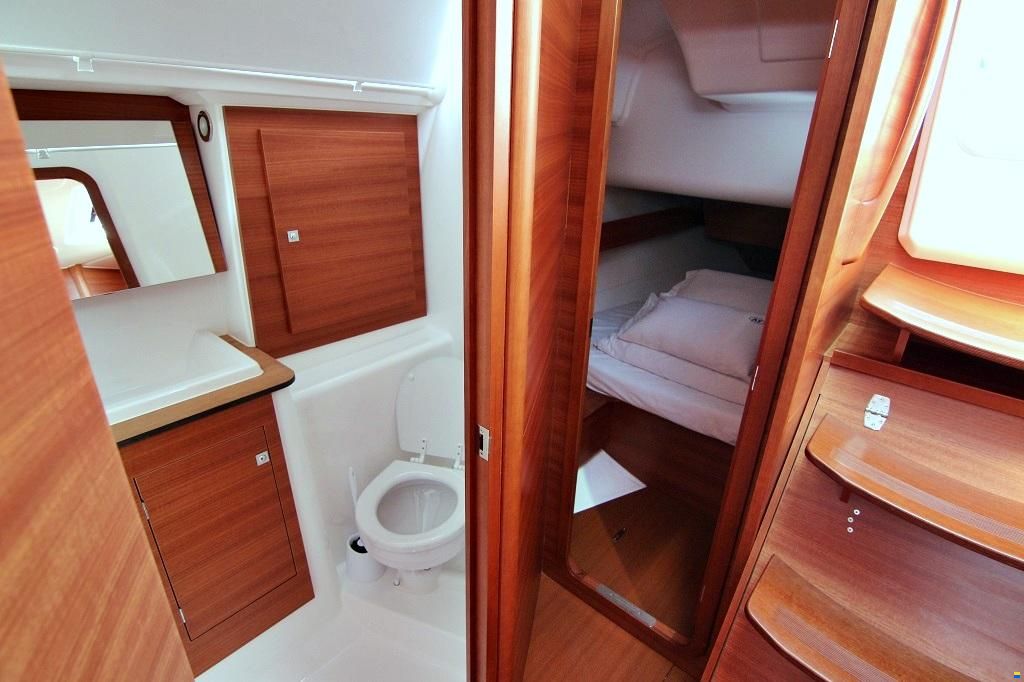 Dufour 382 GRAND LARGE