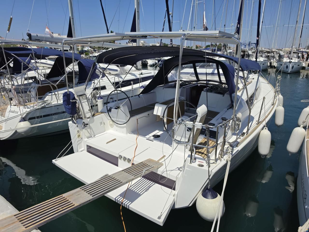 Dufour 382 GRAND LARGE