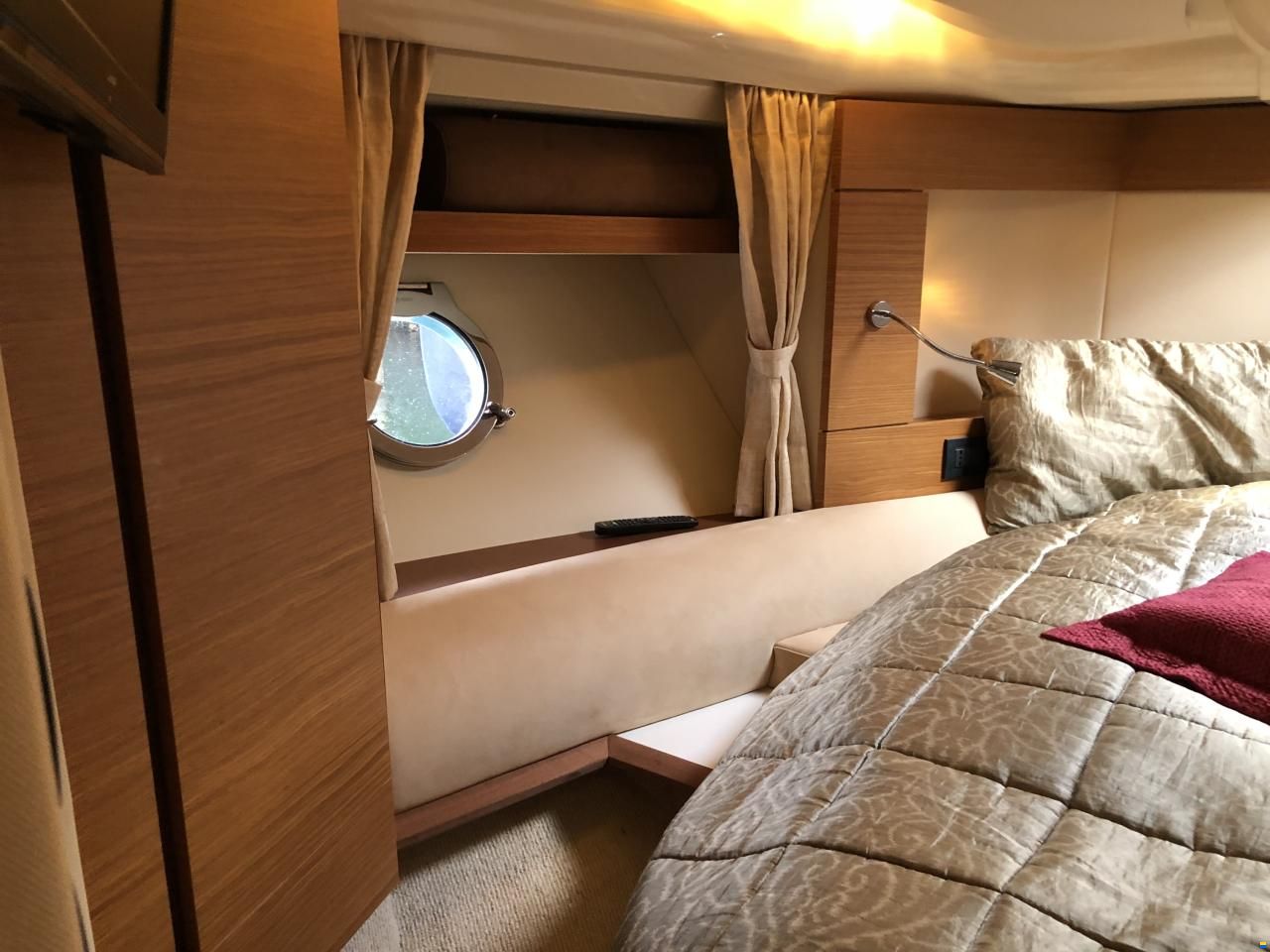 Azimut 43 Fly