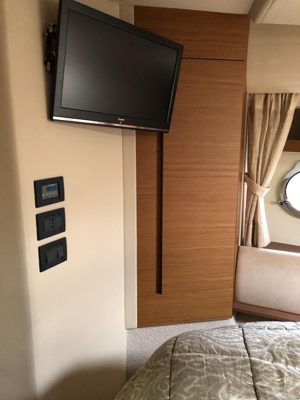 Azimut 43 Fly
