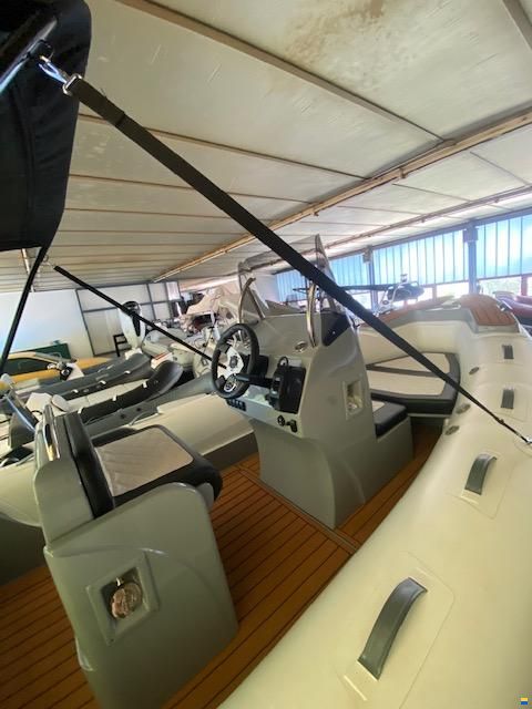 Sea Flash Luxury 520