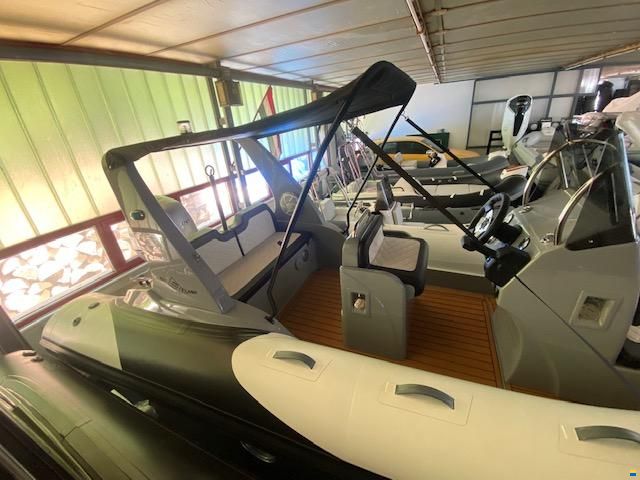 Sea Flash Luxury 520