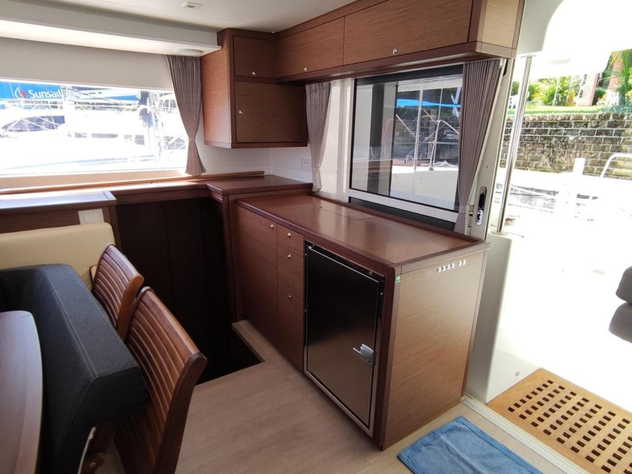Lagoon 450F