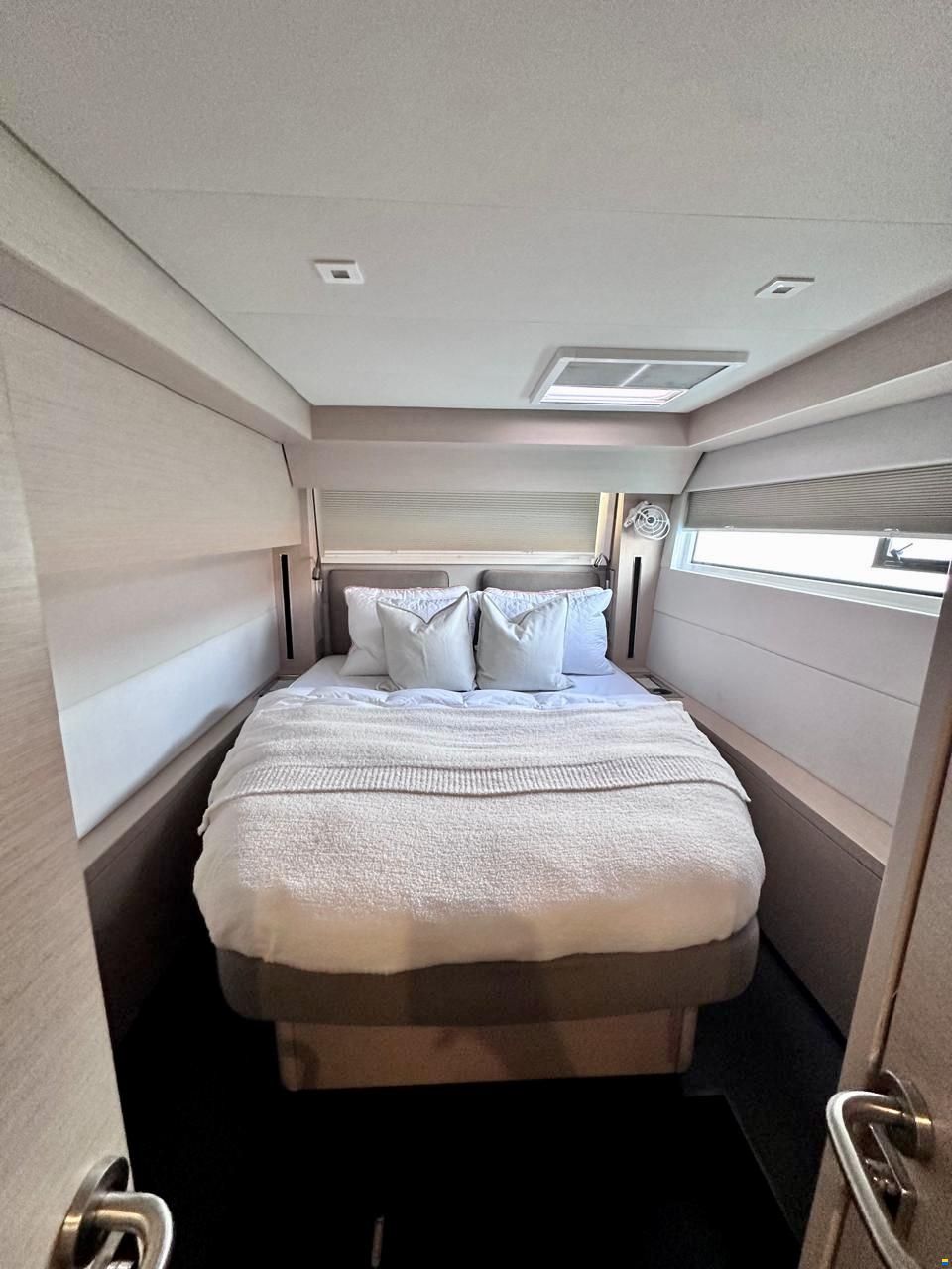 Lagoon 50