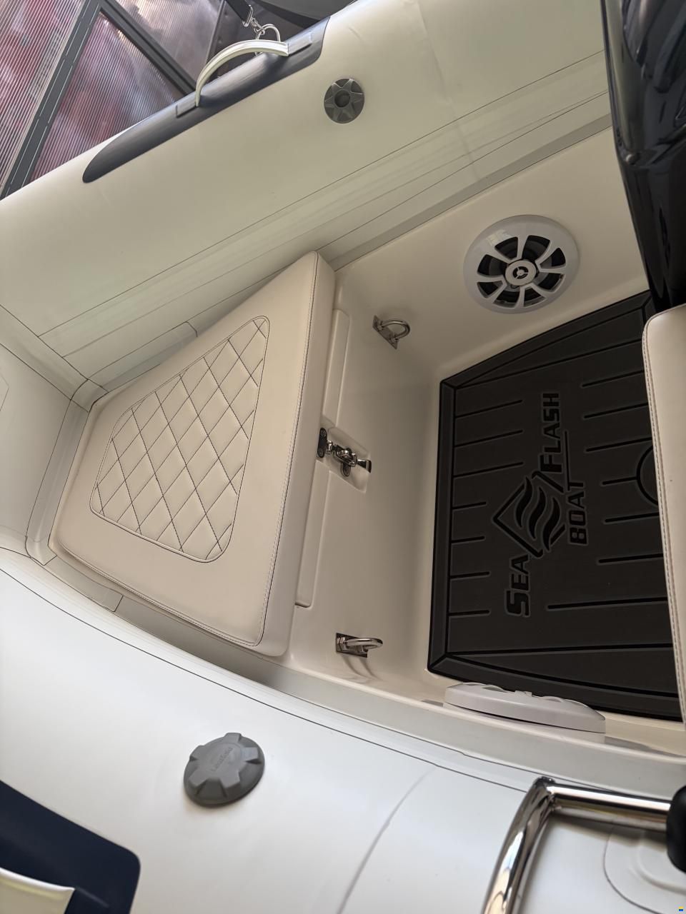 Sea Flash Luxury Tender 380