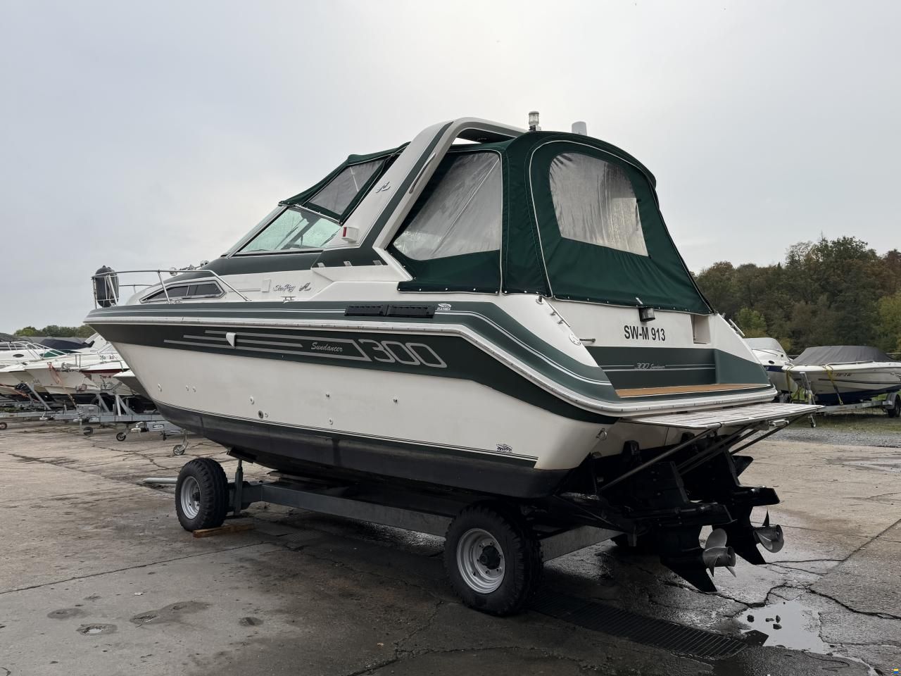 Sea Ray Sundancer 300