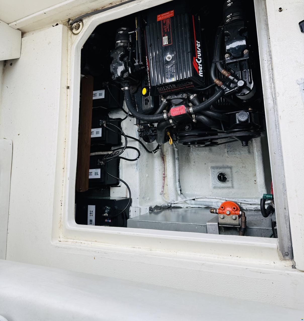 Sea Ray Sundancer 300