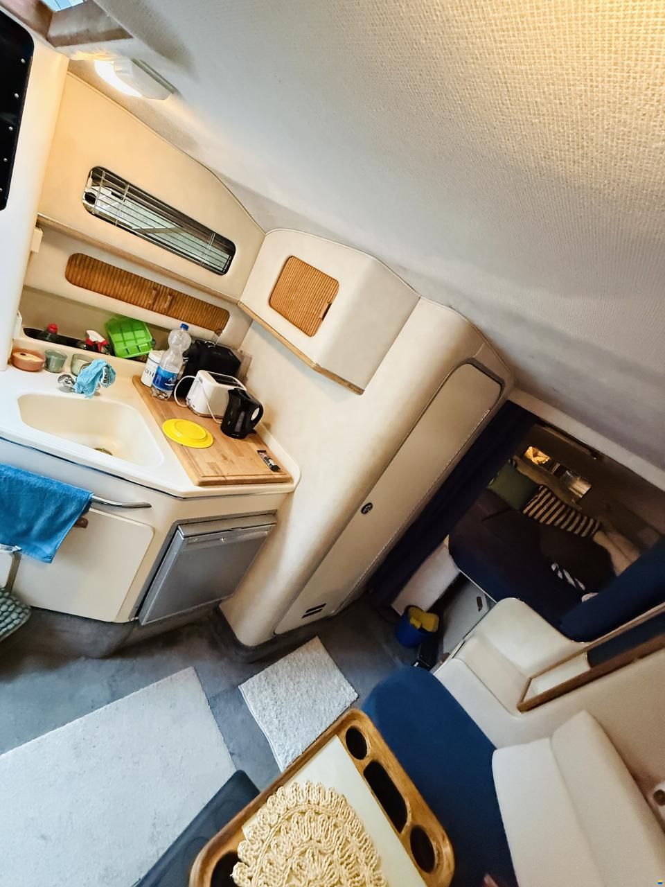 Sea Ray Sundancer 300