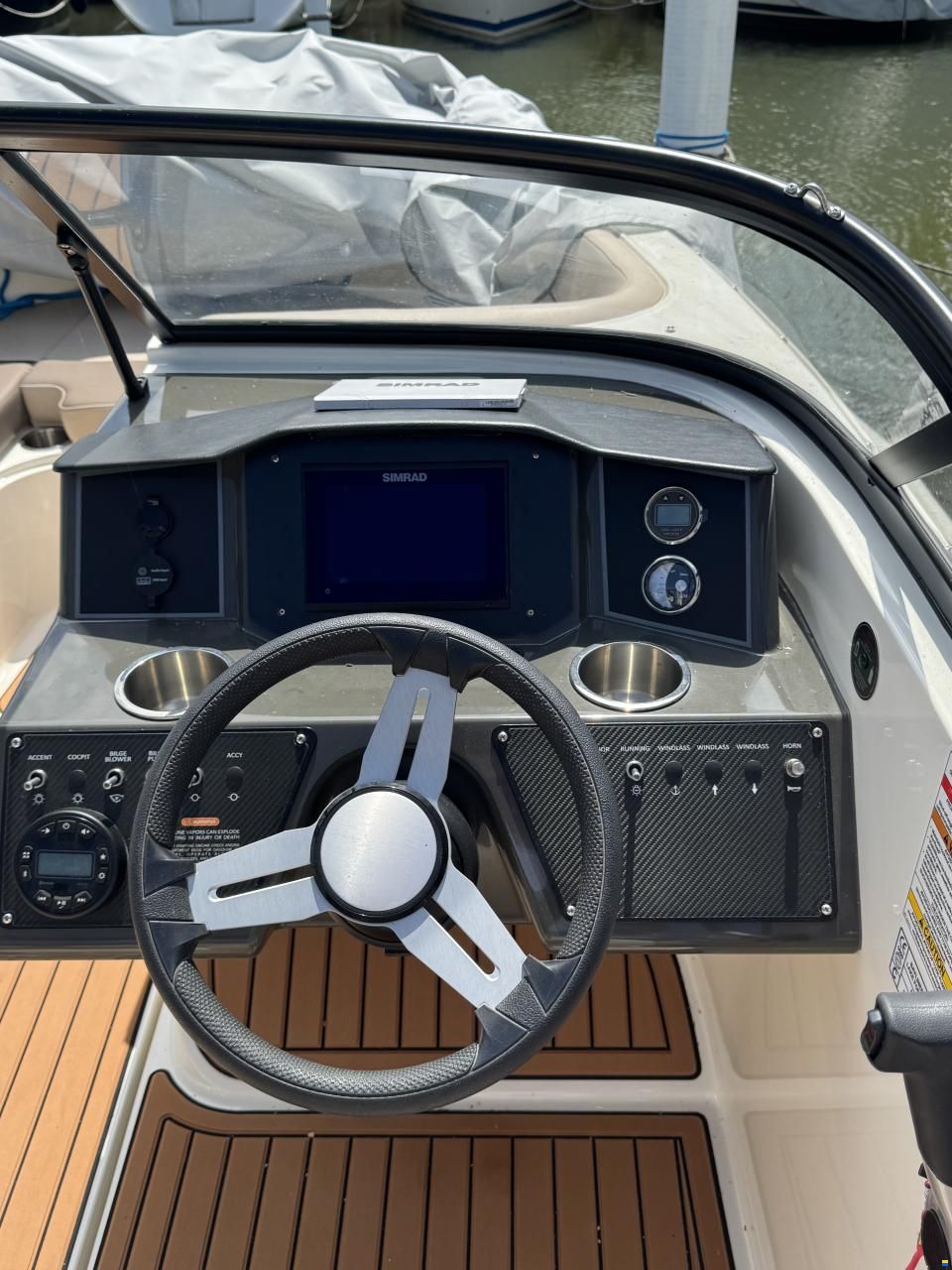 Bayliner VR5E