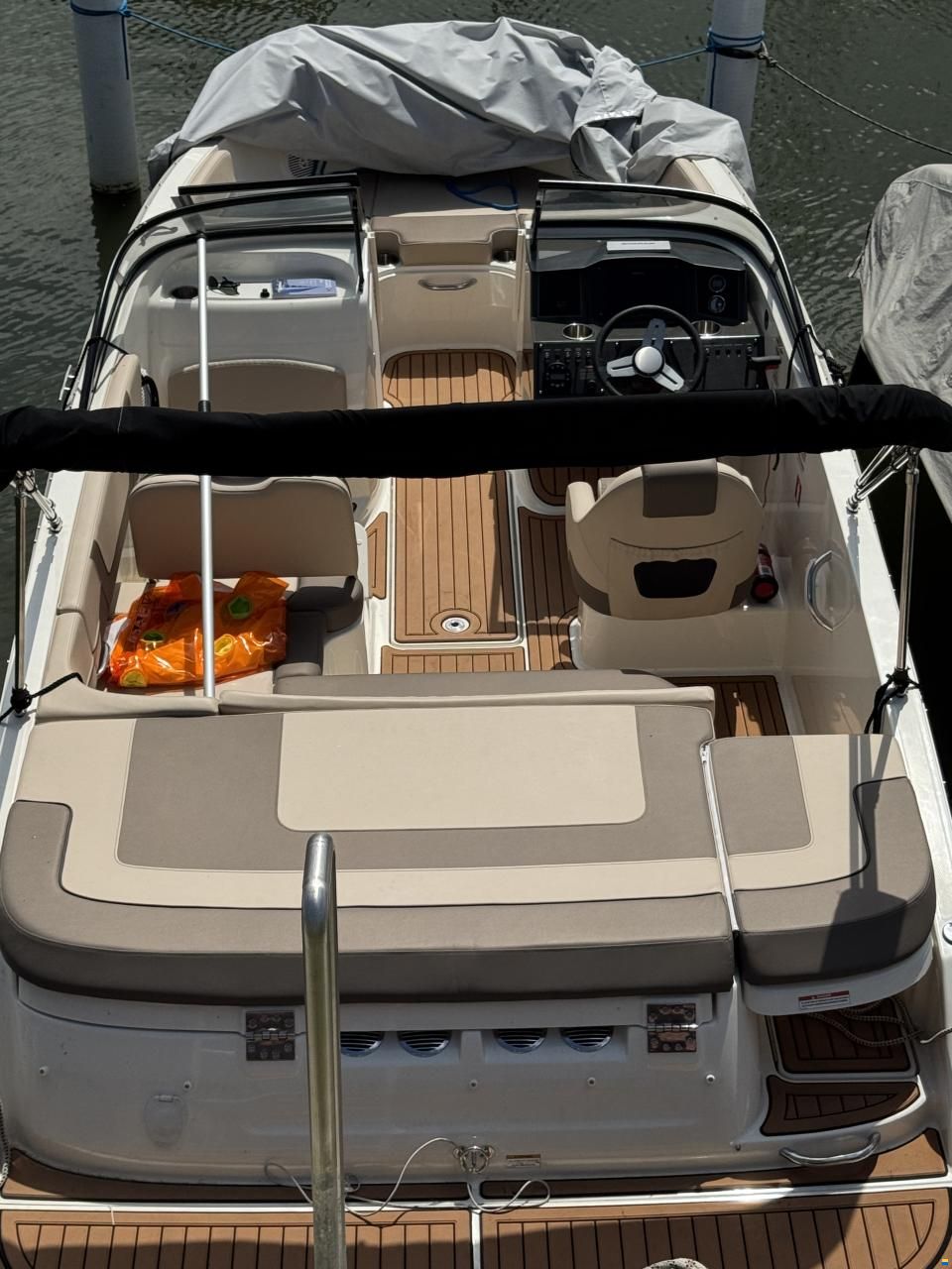 Bayliner VR5E