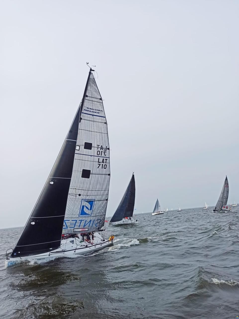 Melges 32