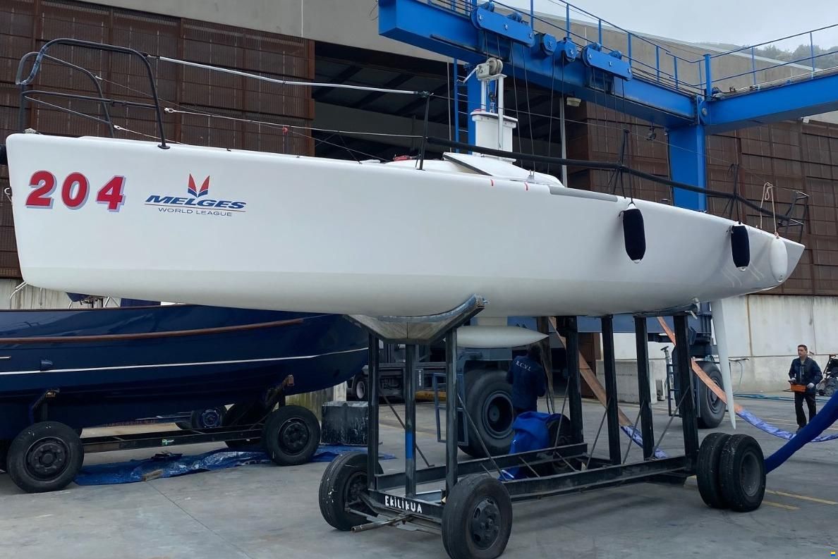 Melges 32