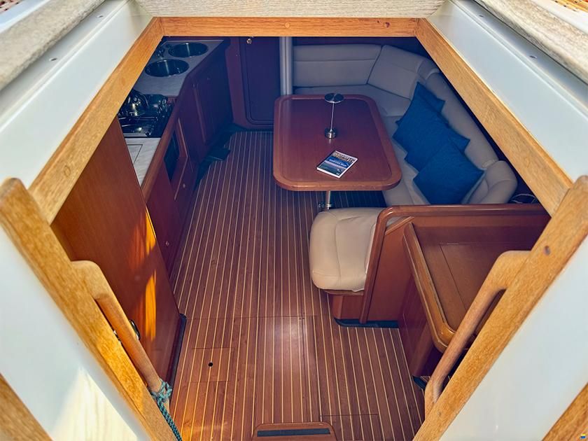Grand Soleil 37