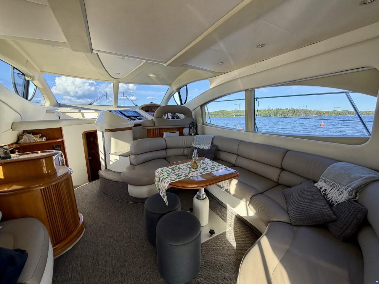 Azimut 46 Fly