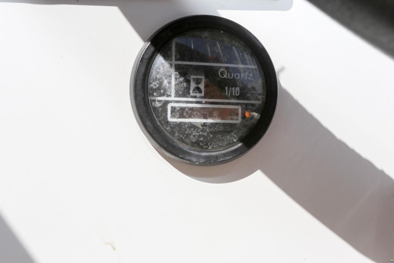 Beneteau Oceanis 38.1
