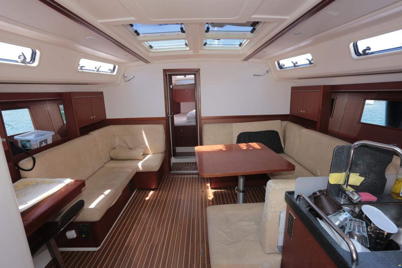 Hanse 455
