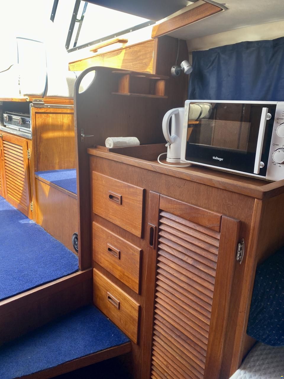 Master 770 TwinCab