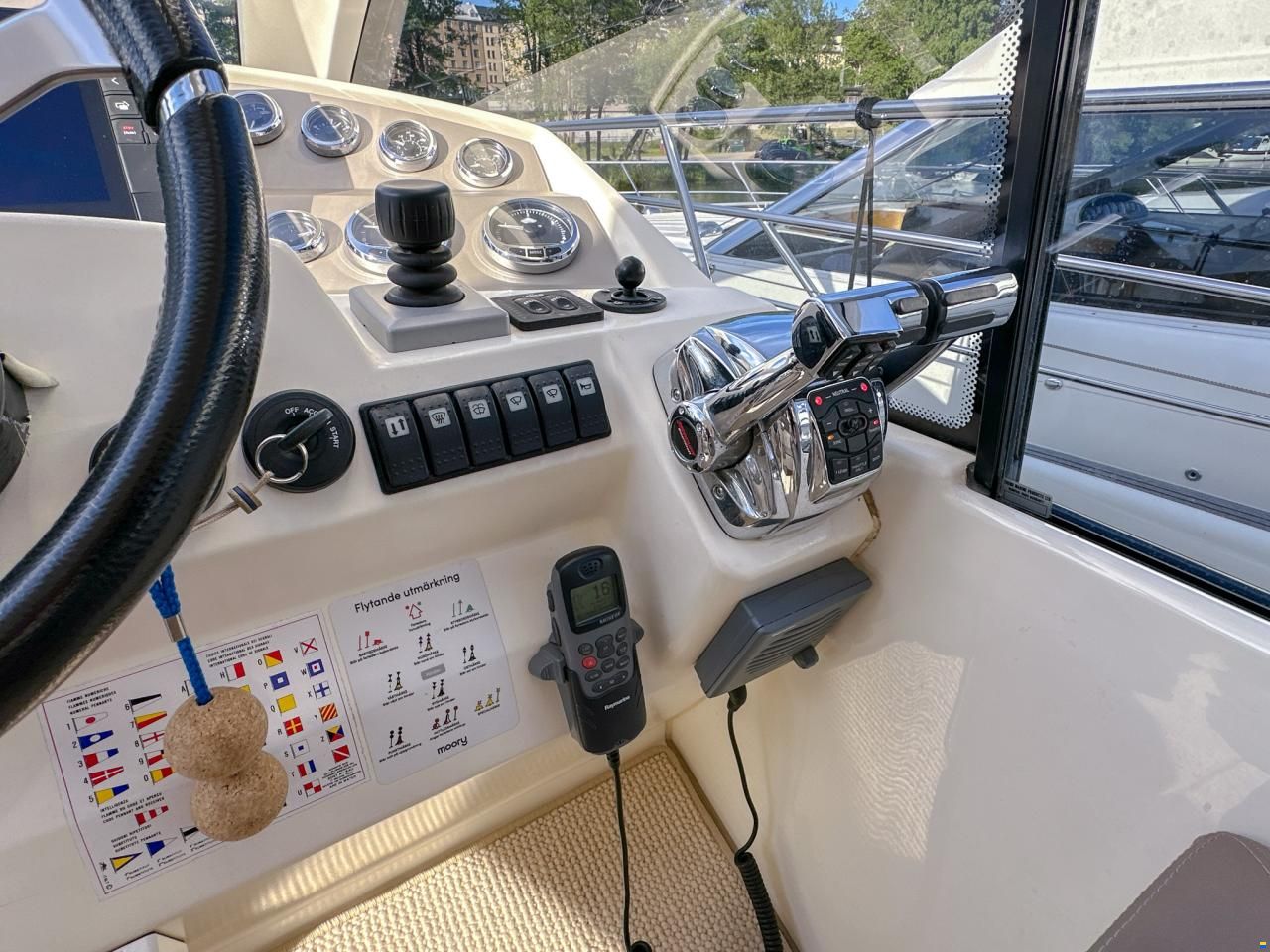 Prestige 390S