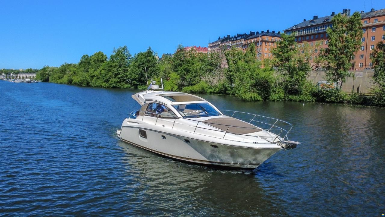 Prestige 390S