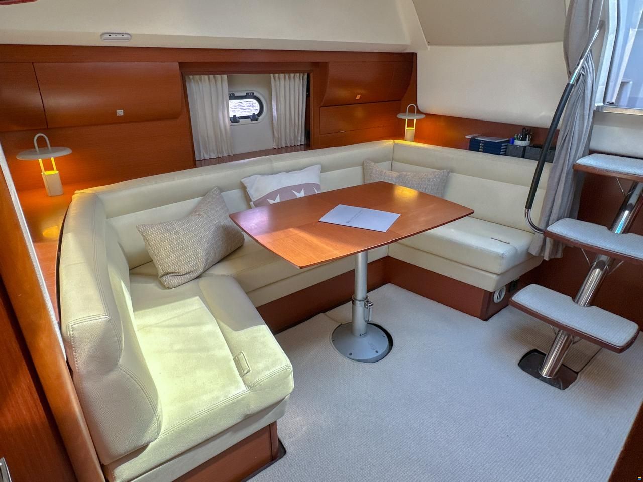 Prestige 390S