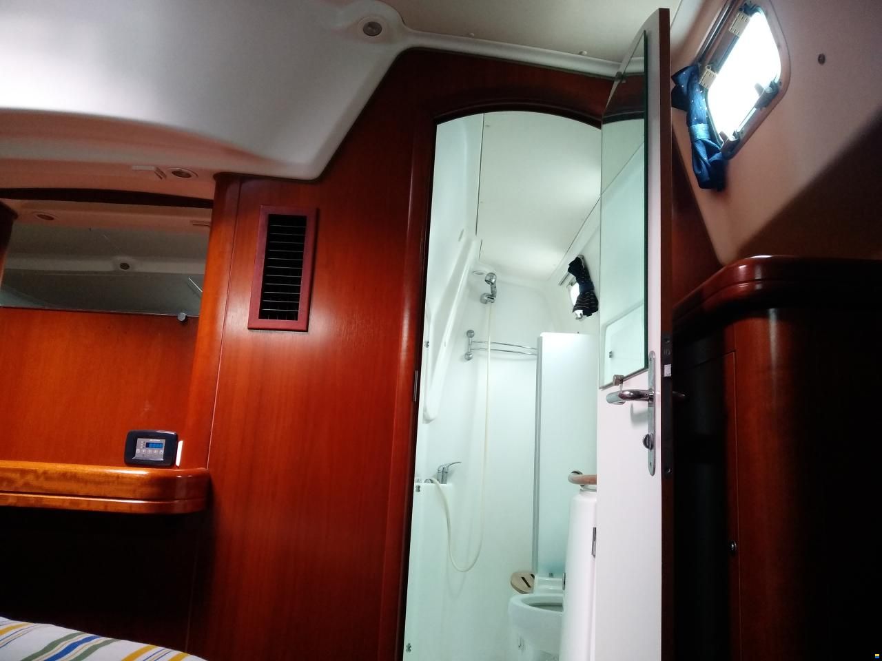 Beneteau Oceanis 42cc