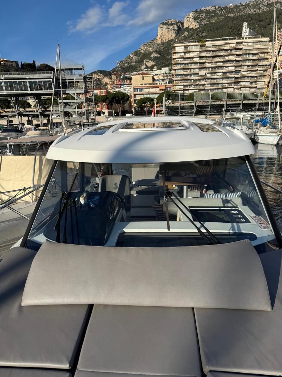Beneteau Antares 9