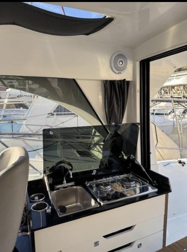 Beneteau Antares 9