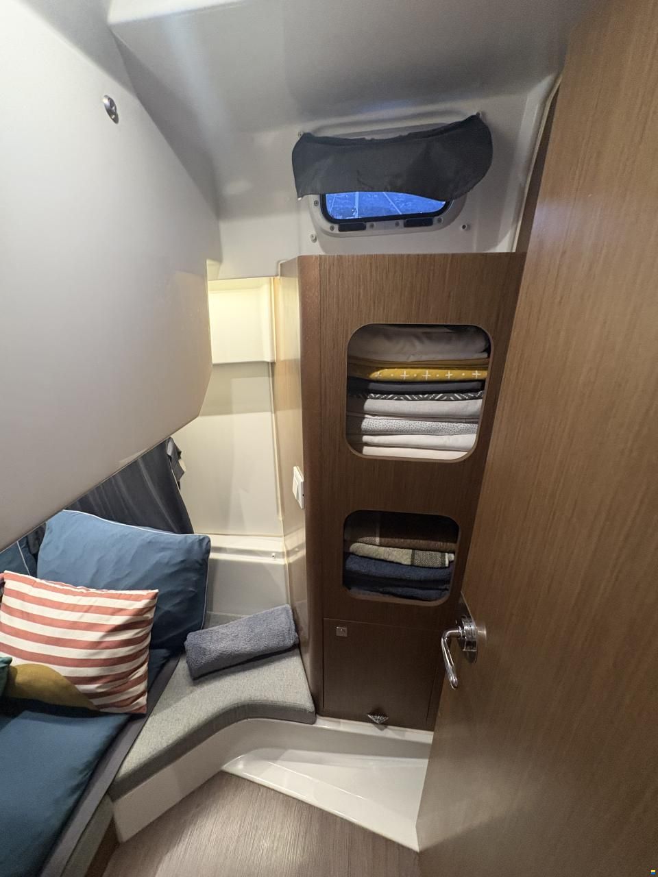Beneteau Antares 9