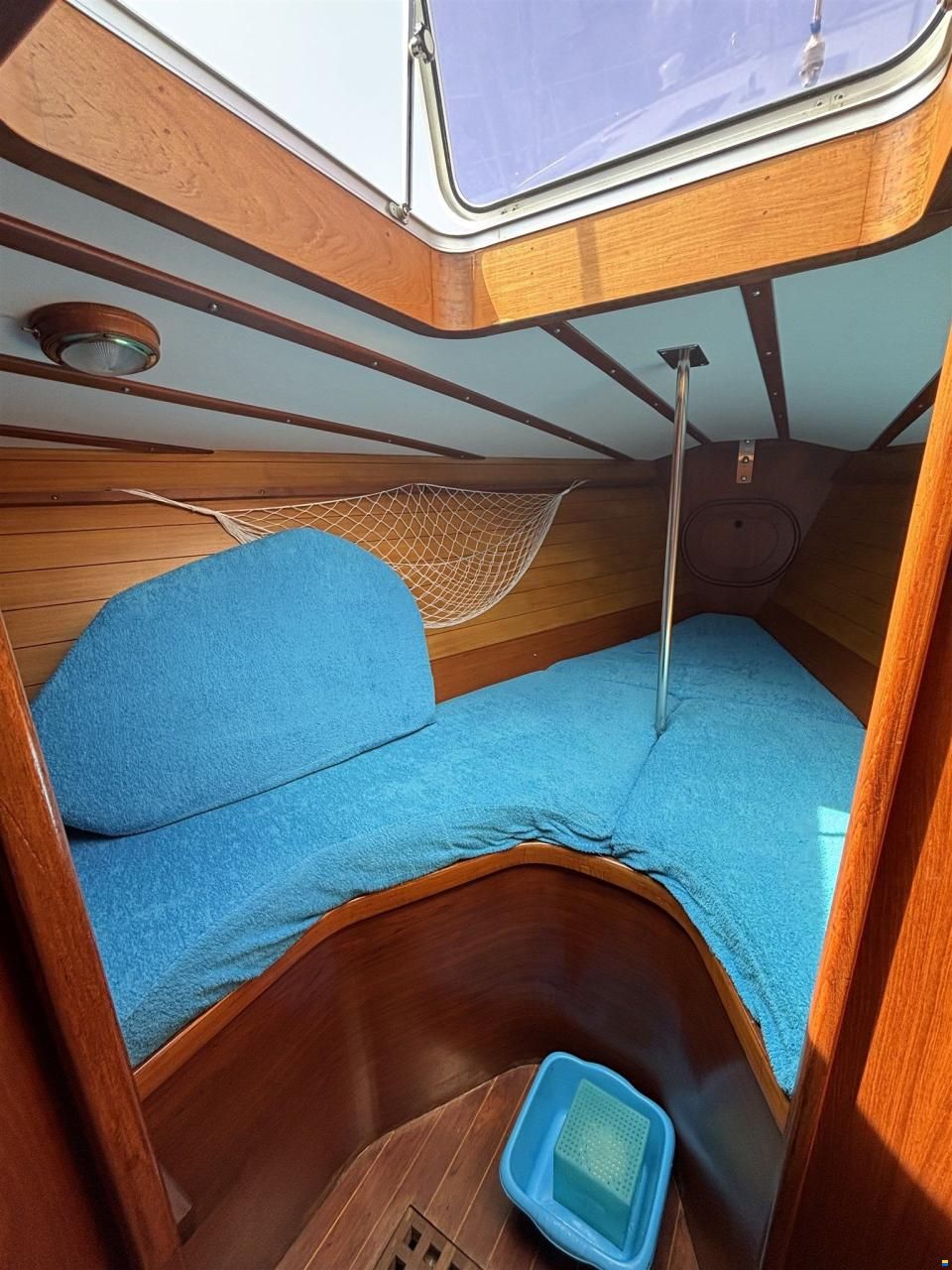 Jeremy Rogers Contessa 43