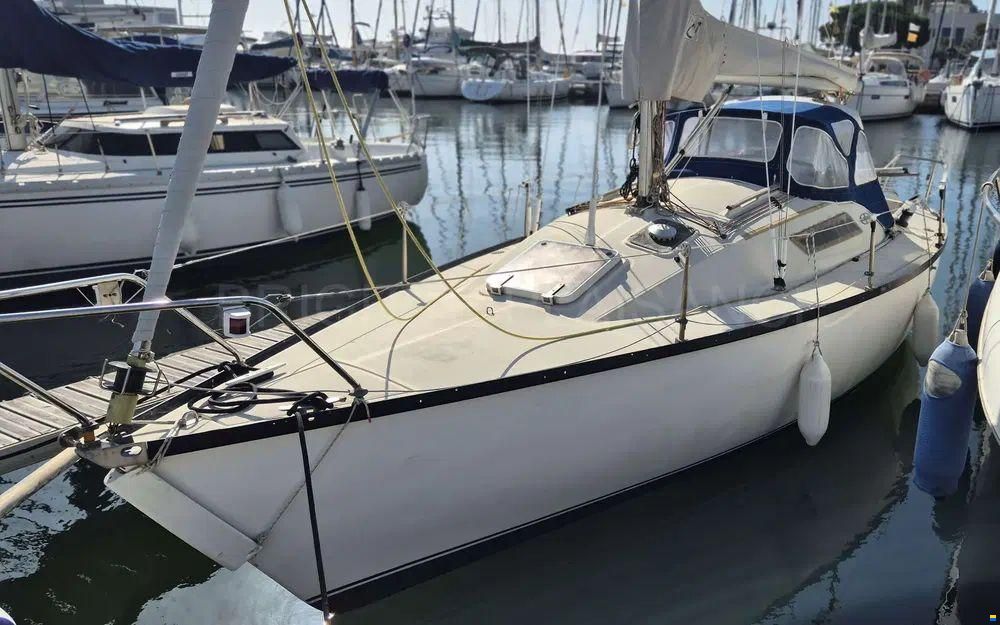 Beneteau First 25
