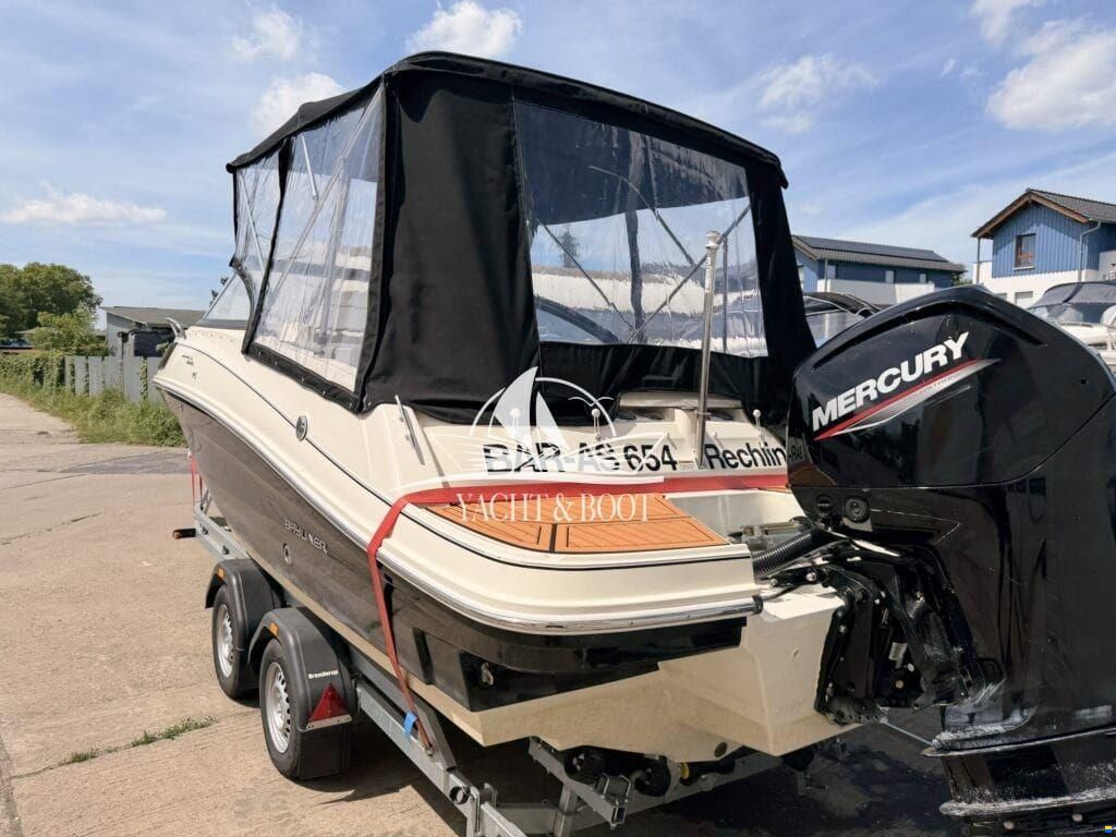 Bayliner VR 5