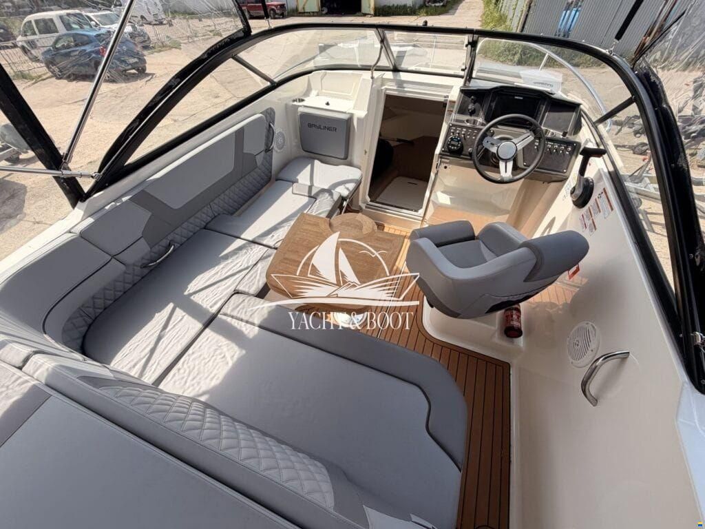 Bayliner VR 5