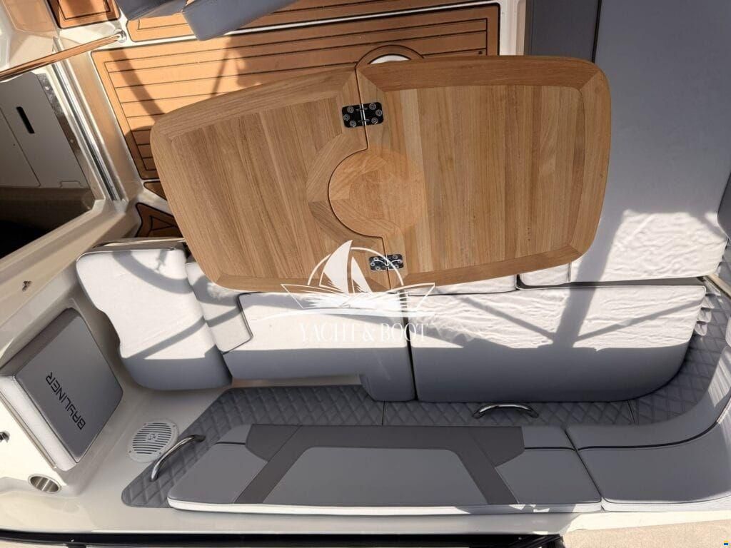 Bayliner VR 5