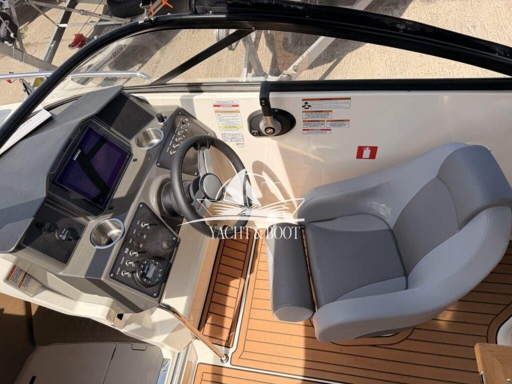 Bayliner VR 5