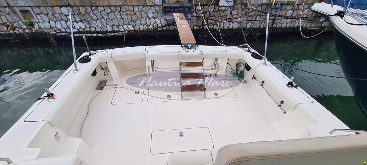 Tiara 4200 Open