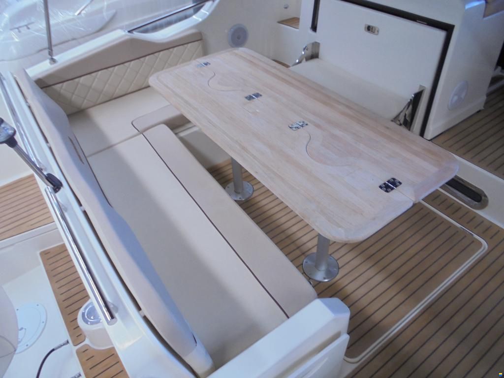 Quicksilver Activ 875 Sundeck mit 400PS