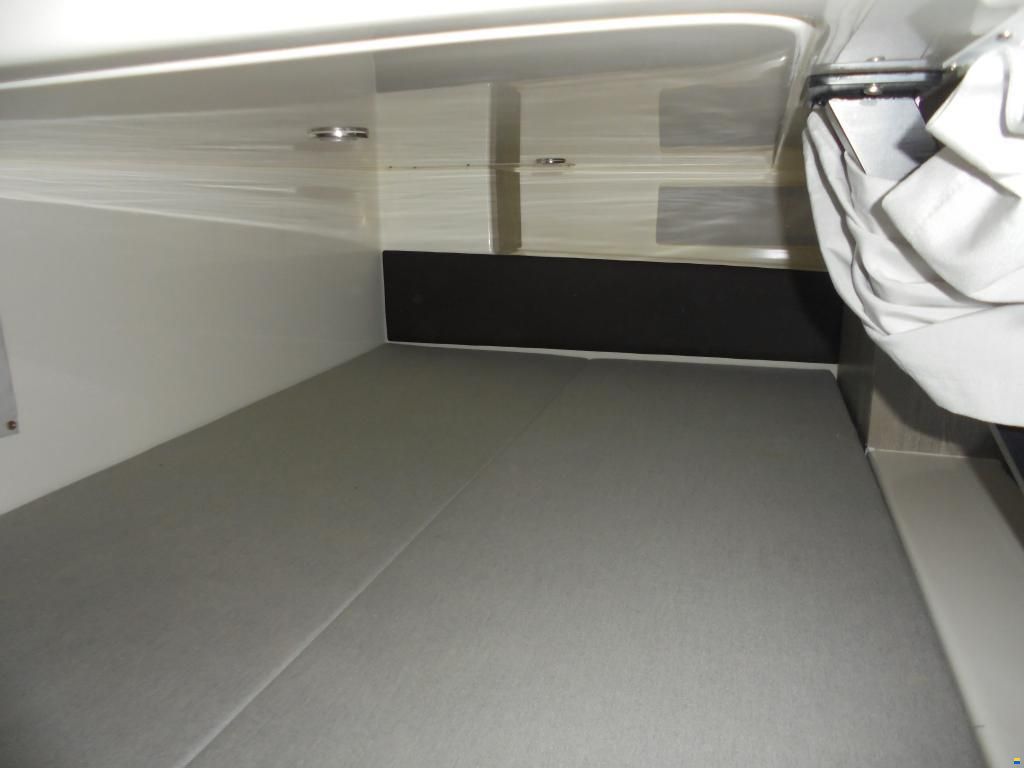 Quicksilver Activ 875 Sundeck mit 400PS