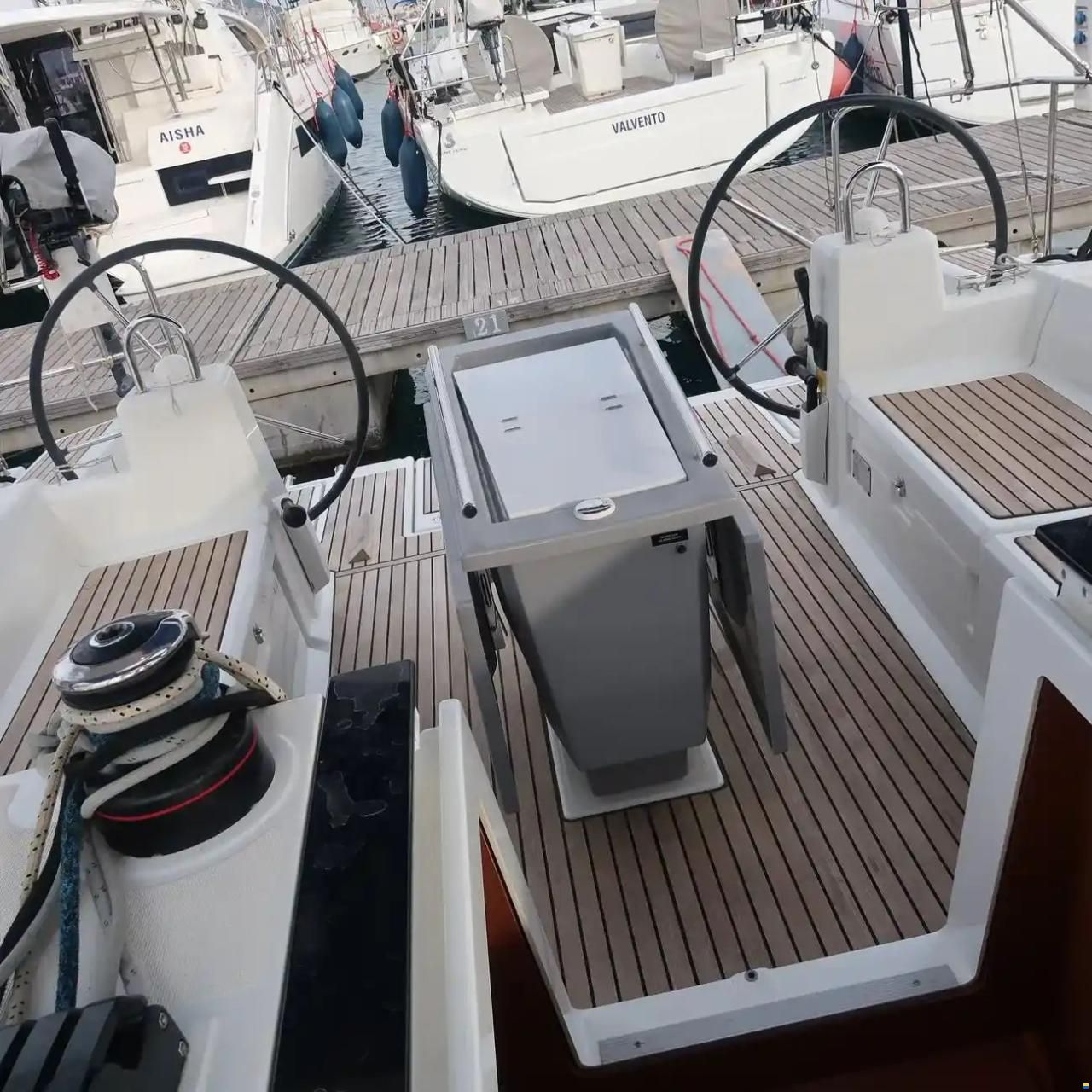 Beneteau Oceanis 41.1