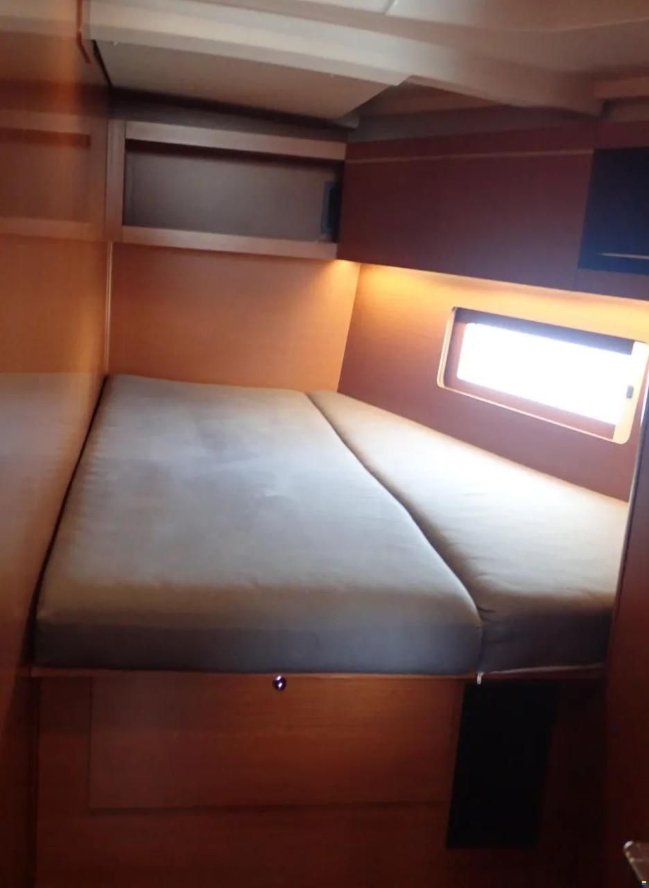 Beneteau Oceanis 46.1