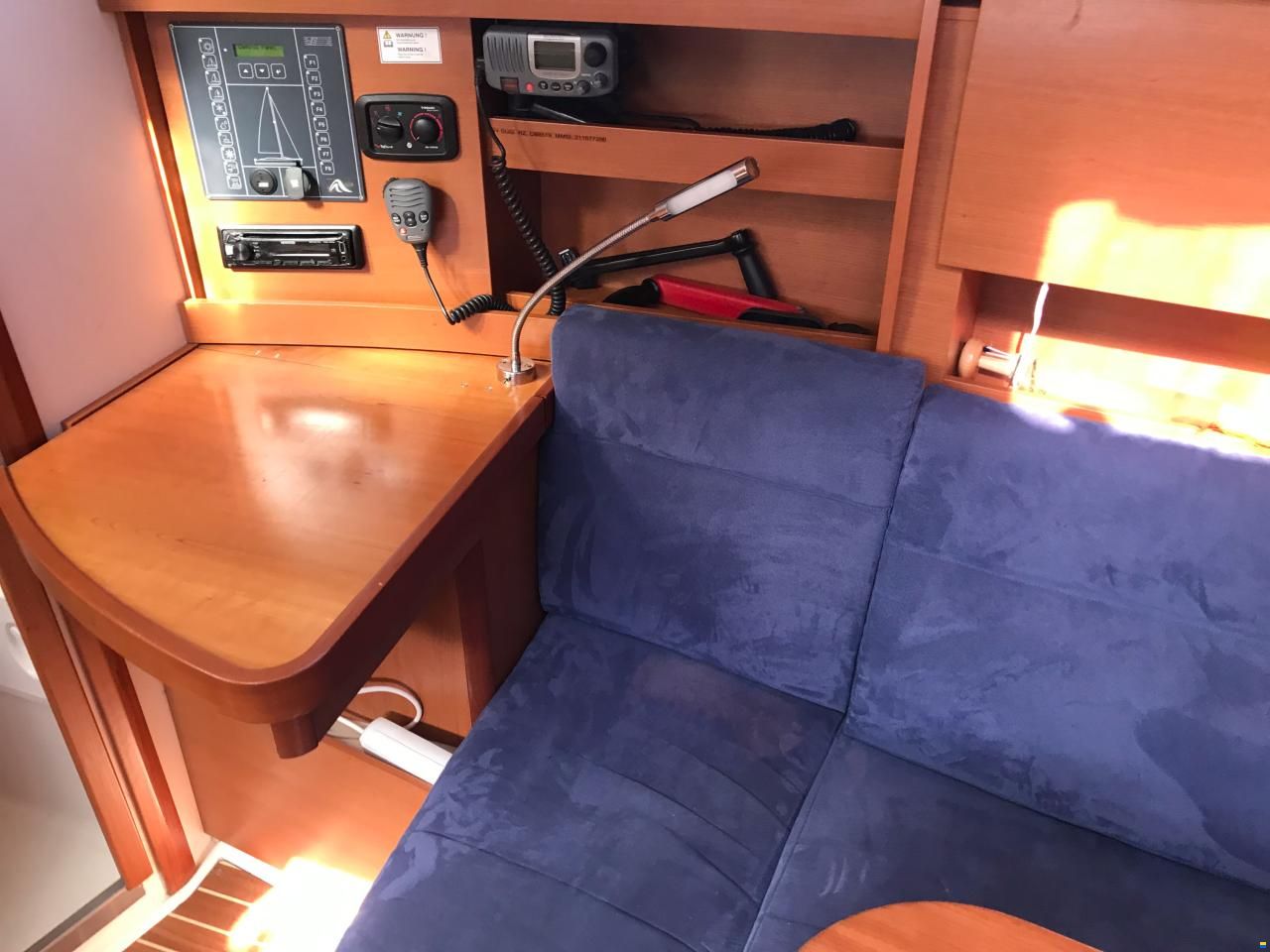 Hanse 325