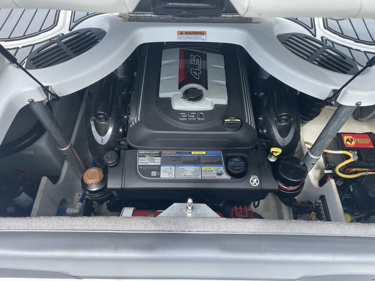 Monterey 204 FS